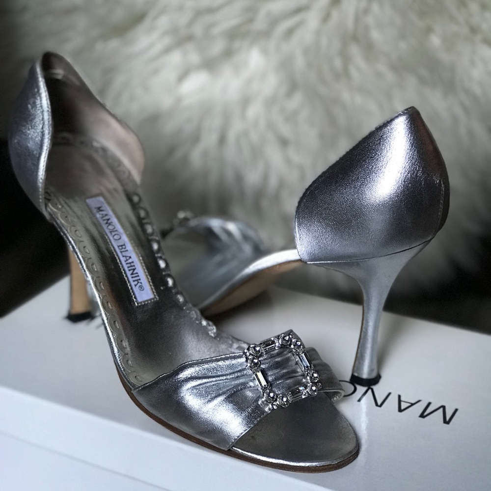Manolo Blahnik Sedaraby D’Orsay open toe pumps